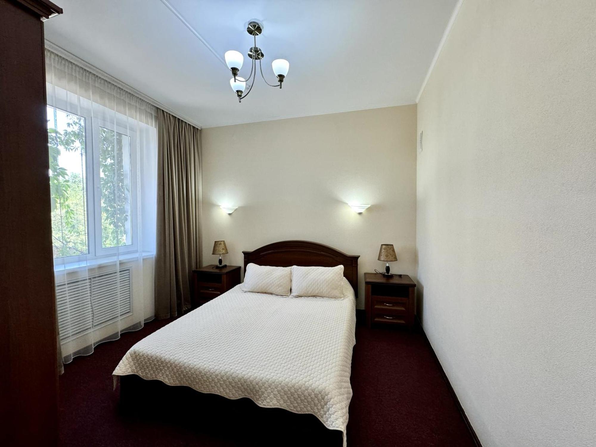 Hotel Zhambyl Taraz Εξωτερικό φωτογραφία