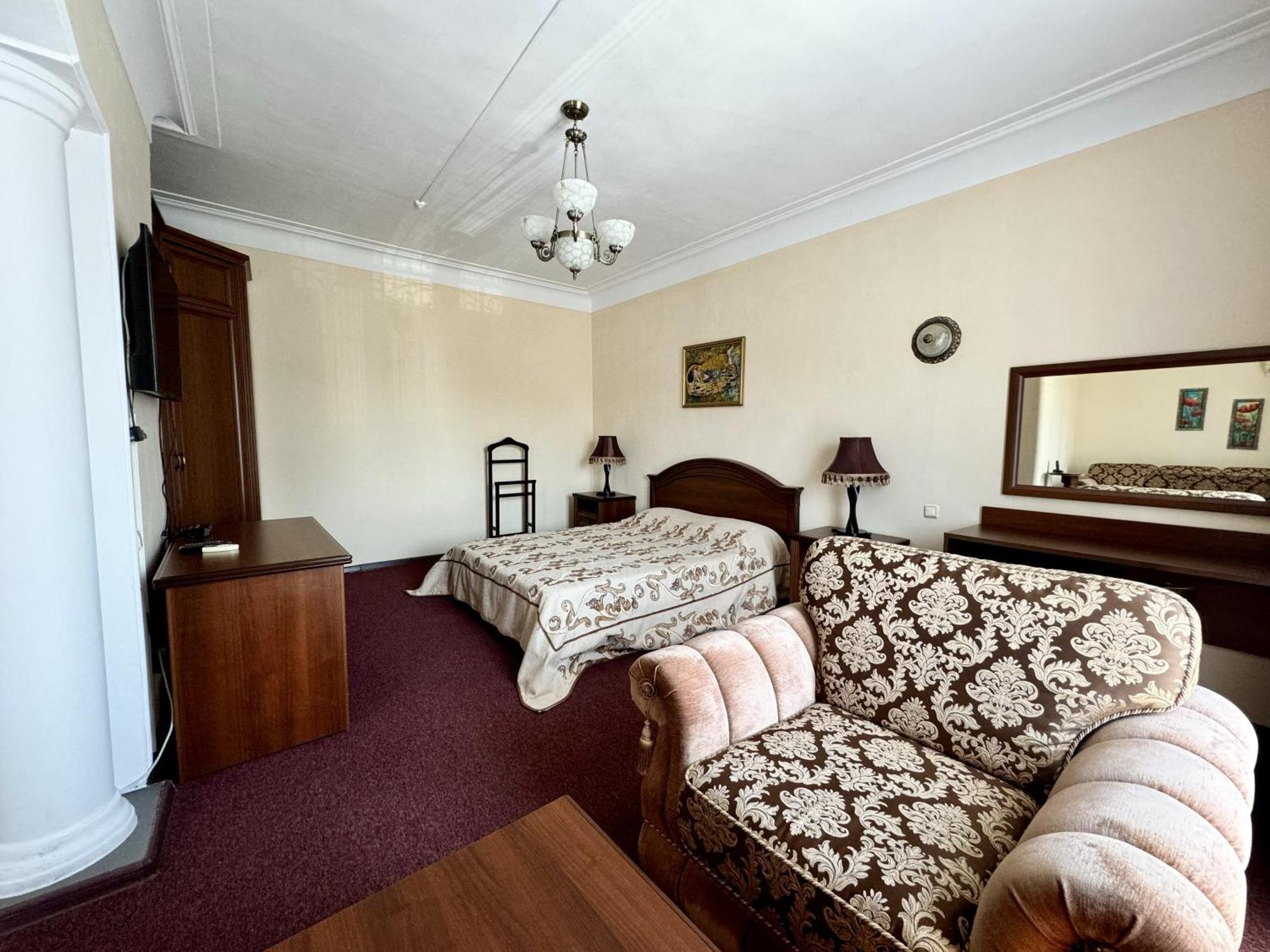 Hotel Zhambyl Taraz Εξωτερικό φωτογραφία