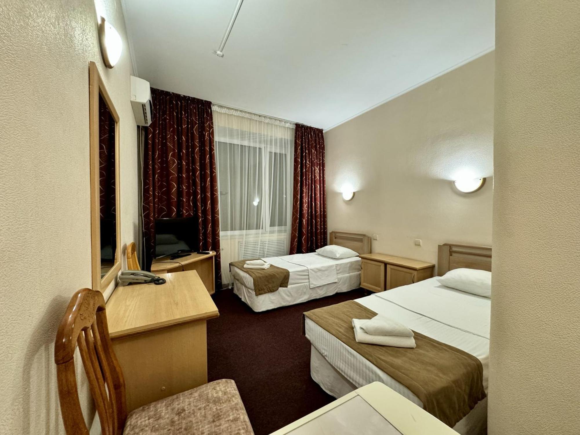 Hotel Zhambyl Taraz Εξωτερικό φωτογραφία