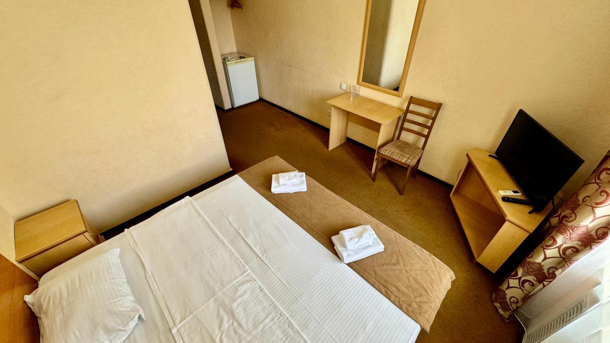 Hotel Zhambyl Taraz Εξωτερικό φωτογραφία